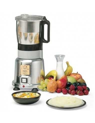 Blender and cutter with a capacity of 2.5 liters each