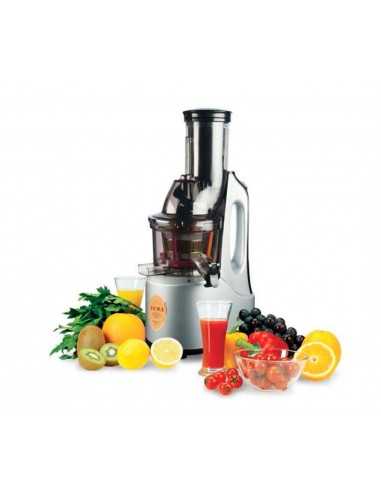 Professional juice extractor equipped with 3 baskets