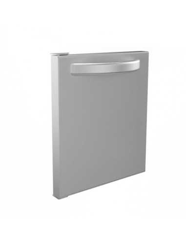 Swing door with athermal handle and magnetic closure M40