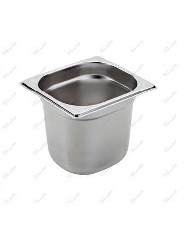 -Stainless steel handles GN 1/6 mm 150 h - Capacity  lt 2.5 - Dimensions cm 17.6 x 16.2 x 15 h