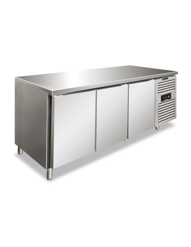 Refrigerated table with 3 doors - Ventilated - cm 179.5 x 60 x 86 h