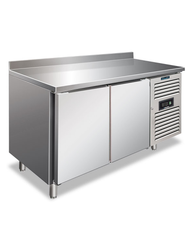 Refrigerated table with 2 doors - Splashback - Ventilated - cm 136 x 70 x 96 h