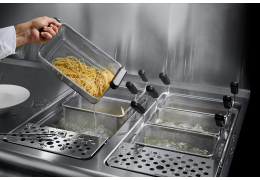 WHY BUY A PROFESSIONAL PASTA COOKER?